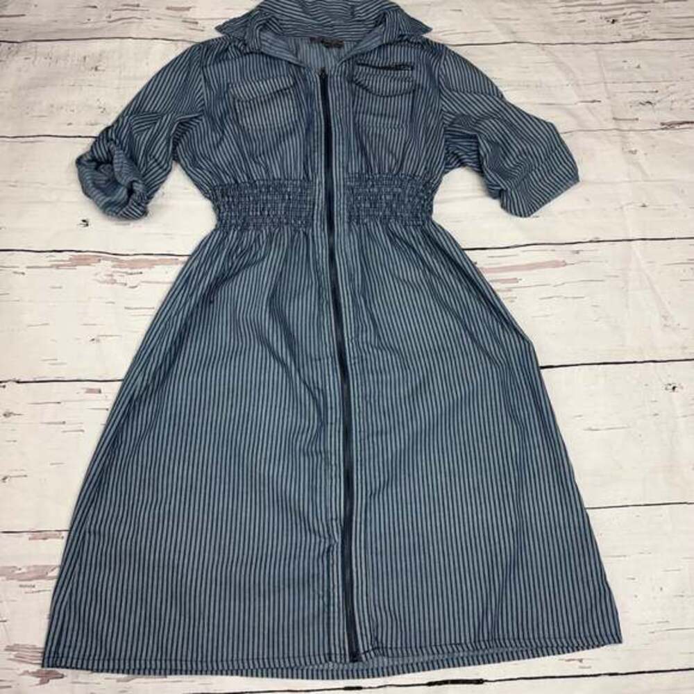 J Gee Dress Medium Zipper Front Collared Blue White Striped Rolled SS Ruffle Hem